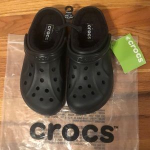 black fuzzy crocs!